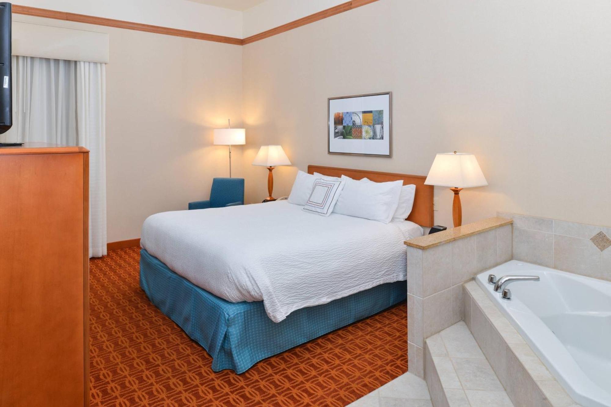 Fairfield Inn And Suites By Marriott Elk Grove Exteriér fotografie