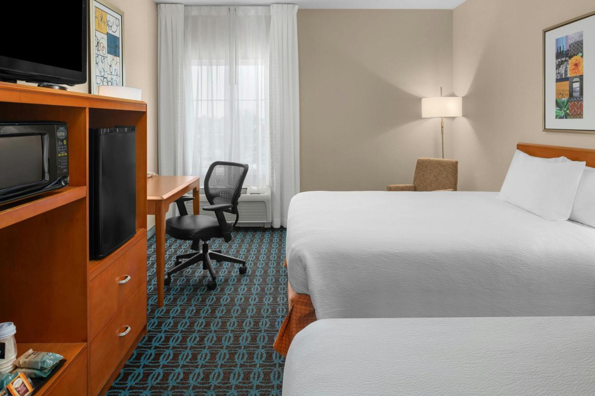 Fairfield Inn And Suites By Marriott Elk Grove Exteriér fotografie
